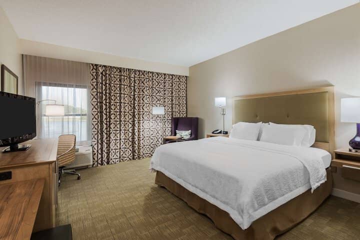 Room 14 of 37